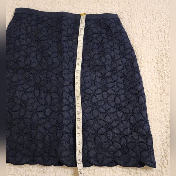 Talbots Navy Blue Floral Embroidered Scalloped Hem‎ Linen Skirt size 8 new!!! - Picture 10 of 14